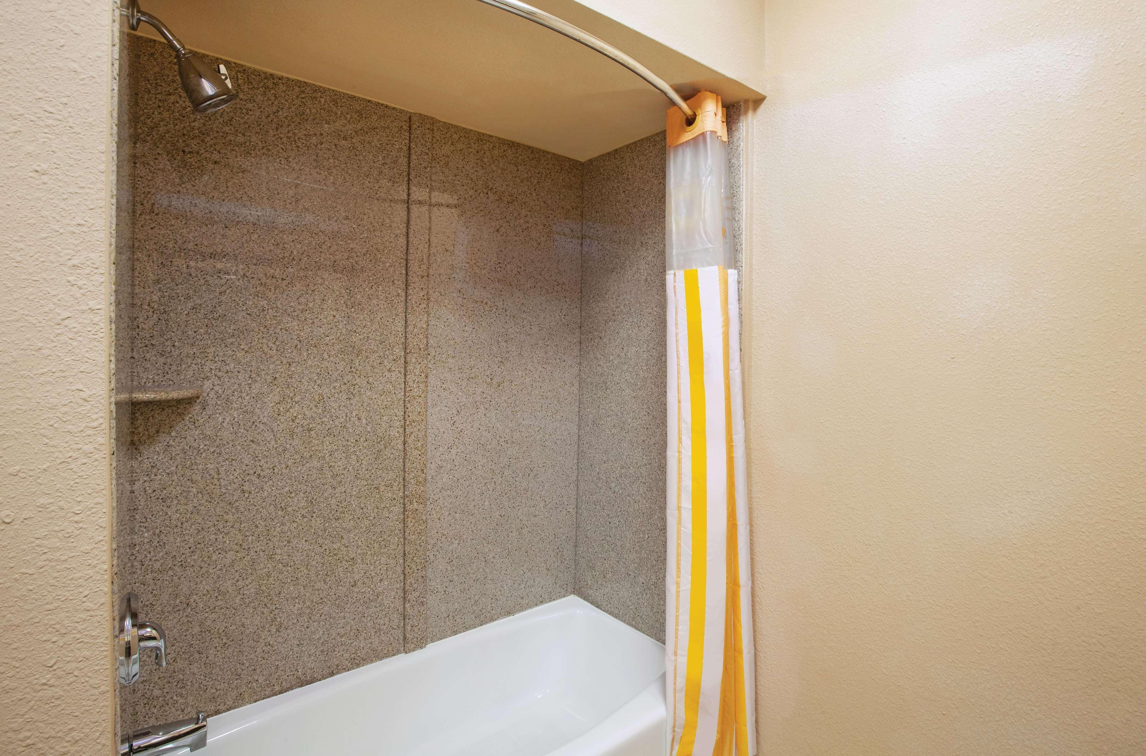 La Quinta By Wyndham Jacksonville, Texas Екстериор снимка